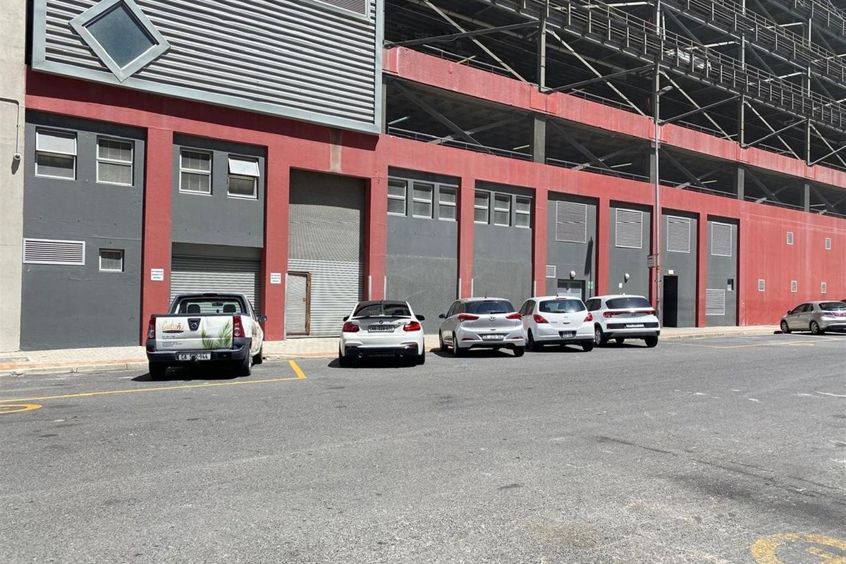 Retail Space To Rent in Foreshore Cape Town Western Cape - Photo 5