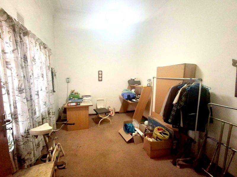 LARGE MALVERN HOME WITH THREE COTTAGES AND PARKING - Photo 10