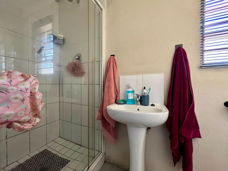 House For Sale in Boksburg - Photo 10