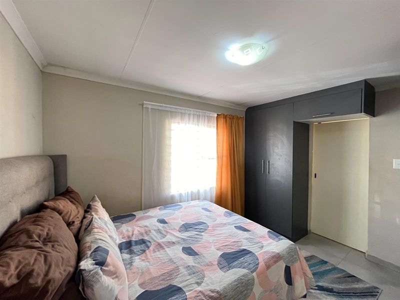 House For Sale in Boksburg - Photo 6