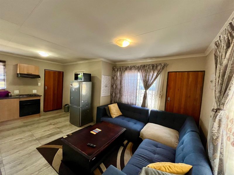 House For Sale in Boksburg - Photo 4