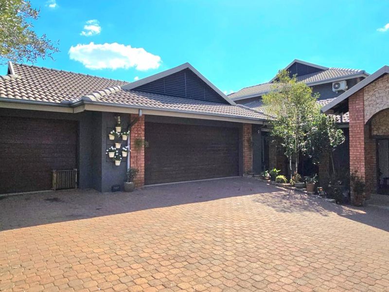 Where Family Memories Are Made - A Beautiful Double Storey Home in Roberts Estate, Clubville - Photo 1