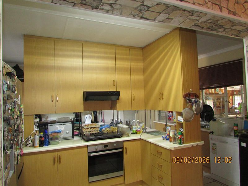 House For Sale in Erasmus, Bronkhorstspruit - Photo 8