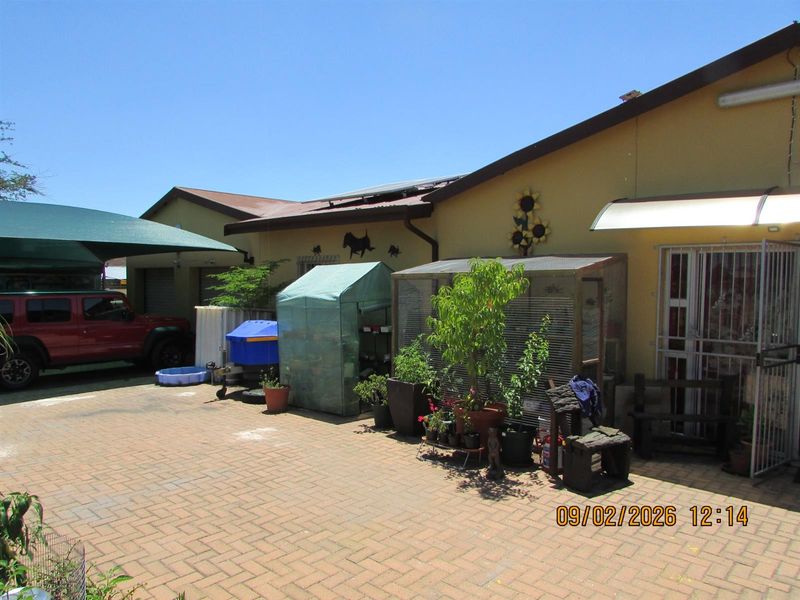 House For Sale in Erasmus, Bronkhorstspruit - Photo 2