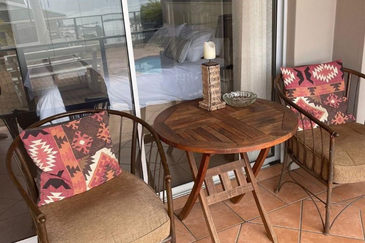 SHORT TERM - Furnished Apartment To Rent in Mossel Bay Western Cape - Photo 2