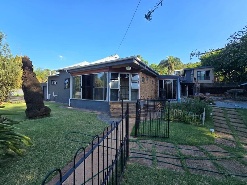 House For Sale in Capital Park, Pretoria - Photo 4