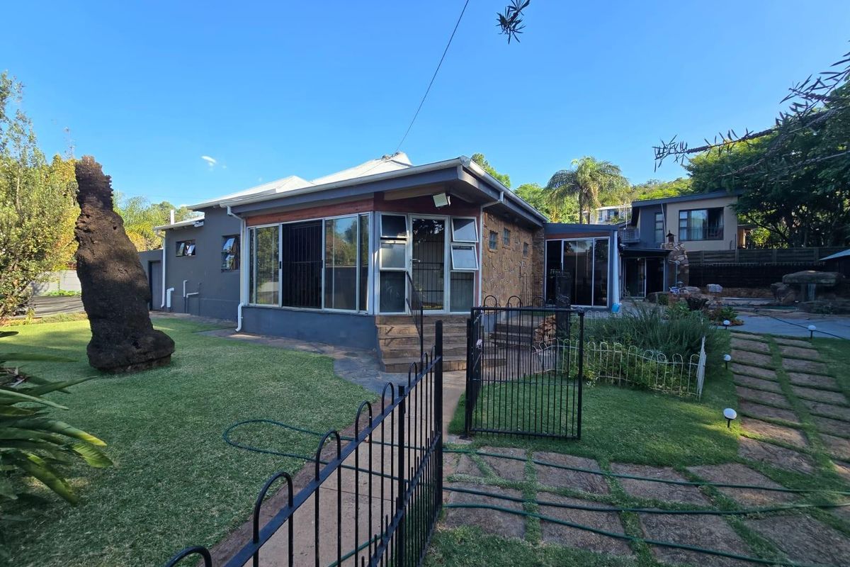 House For Sale in Capital Park, Pretoria - Photo 4