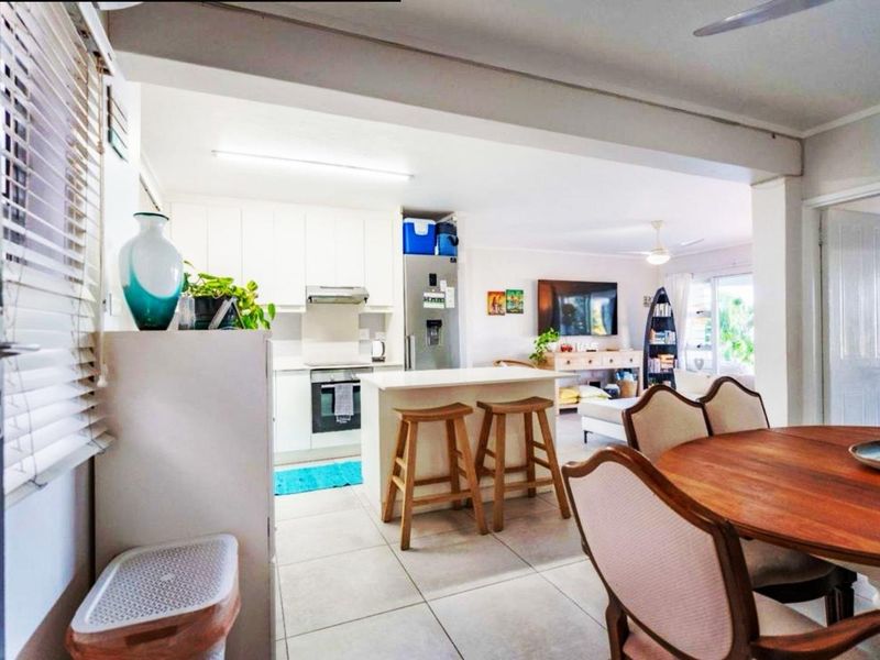 Gorgeous Apartment For Sale in Umdloti Beach, Umdloti, KwaZulu Natal - Photo 6