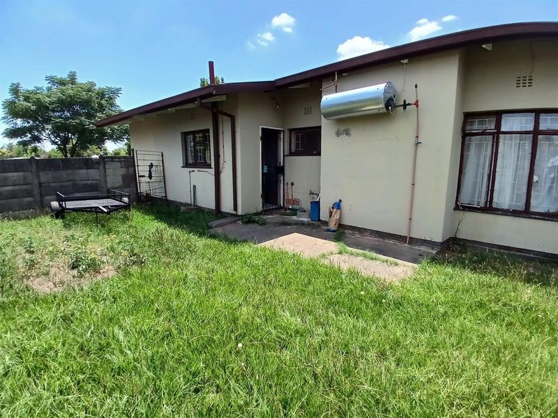 House For Sale in Arborpark, Newcastle, KwaZulu Natal - Photo 3