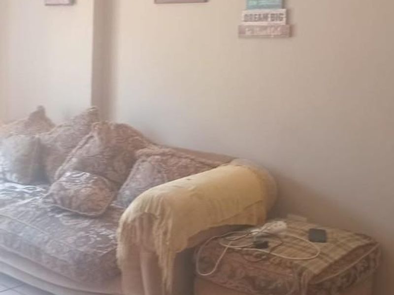 House For Sale in Ncandu Park Newcastle KwaZulu Natal - Photo 7