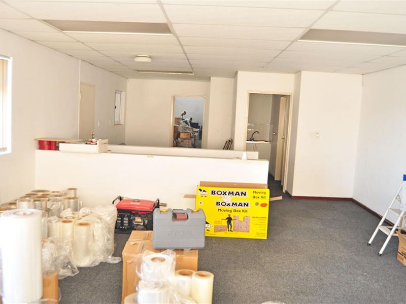 Elevate Your Operations Effortlessly - Photo 10