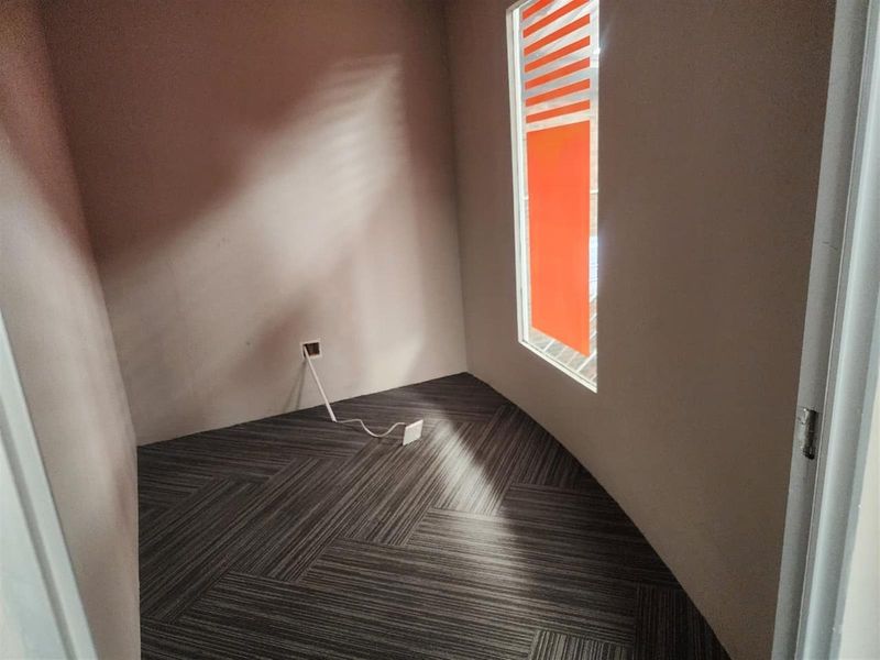 1 000m2 Industrial Property For Sale in Kya Sands. - Photo 9