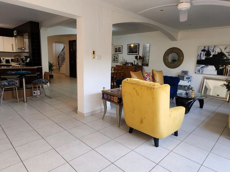 Townhouse To Rent in Umhlanga, KwaZulu Natal - Photo 6