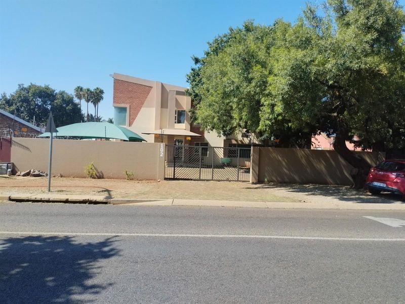 An easily Accessible Office or Training Center available to rent in Centurion - Photo 5