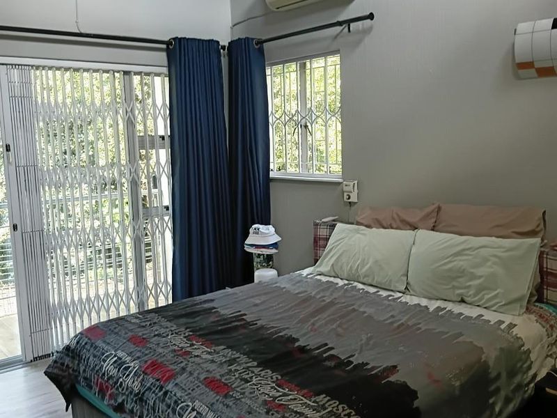 Duplex House in Bryanston, Sandton(Family and Pet Friendly) - Photo 6