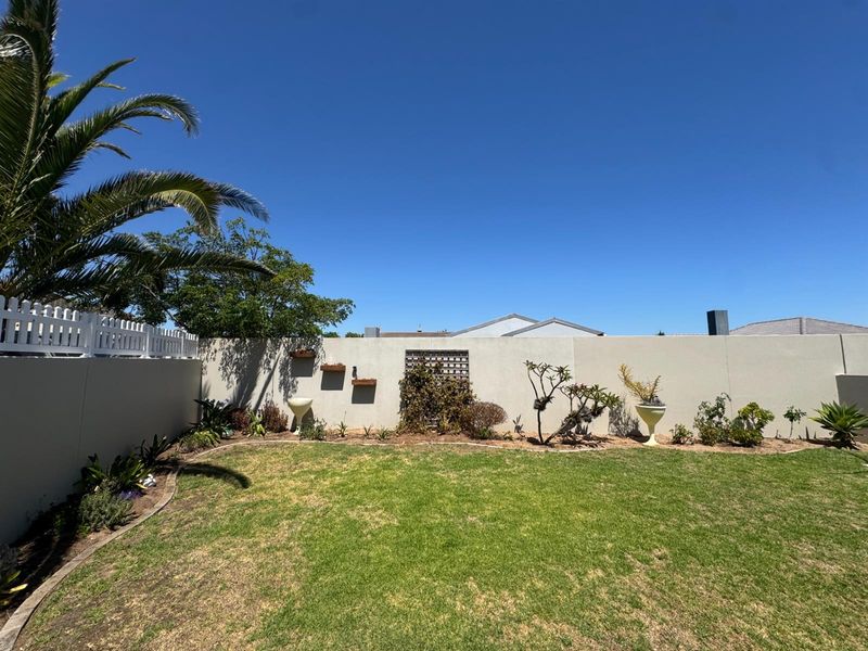 Ideal Retirment home in Villa Diamante- Langebaan - Photo 2