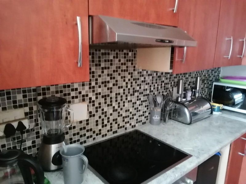 3 Bedroom 1Bathroom Ground Floor Apartment For Sale in Naturena, Johannesburg - Photo 1