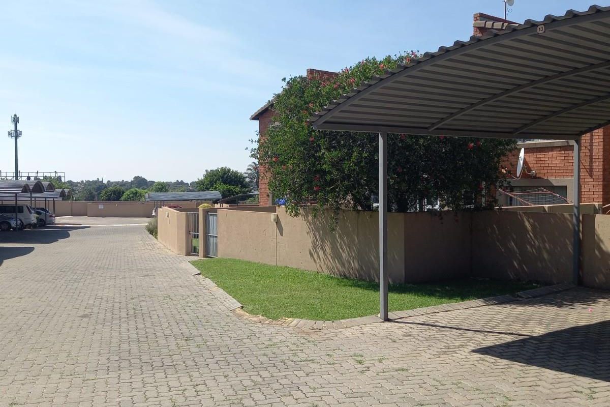 Beautiful Townhouse for sale in Boksburg - Photo 2