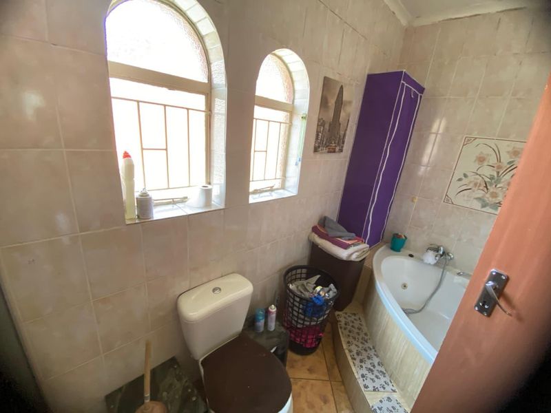 Live Smart. Earn Smarter. Dual-Income Gem in Evander! - Photo 7