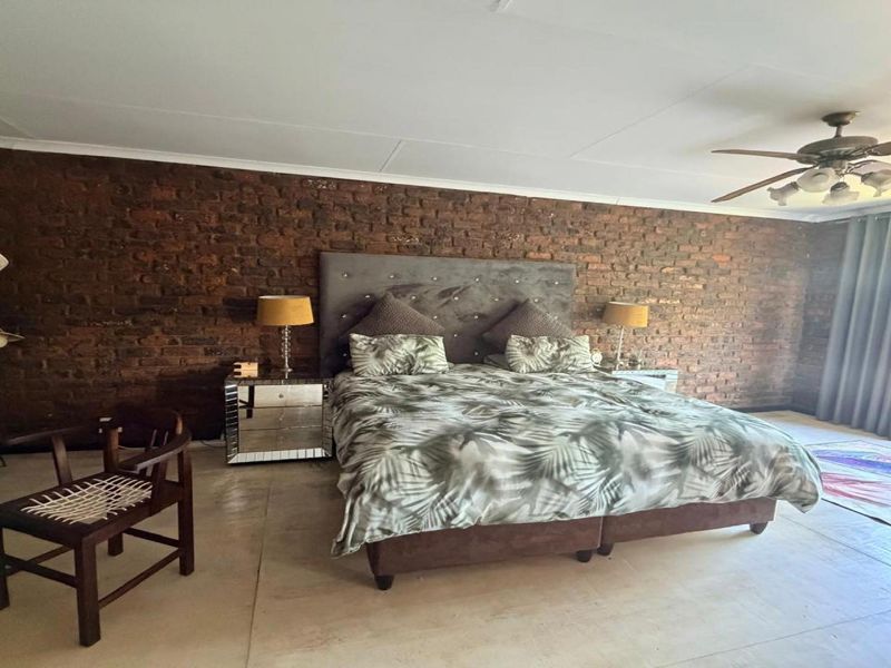 House For Sale in Royldene, Kimberley - Photo 7