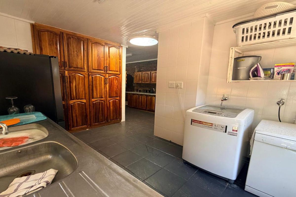 House For Sale in Royldene, Kimberley - Photo 5