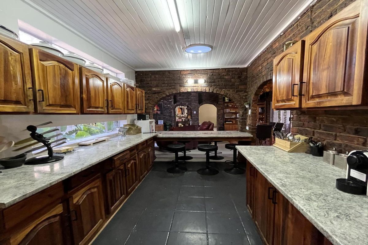 House For Sale in Royldene, Kimberley - Photo 4