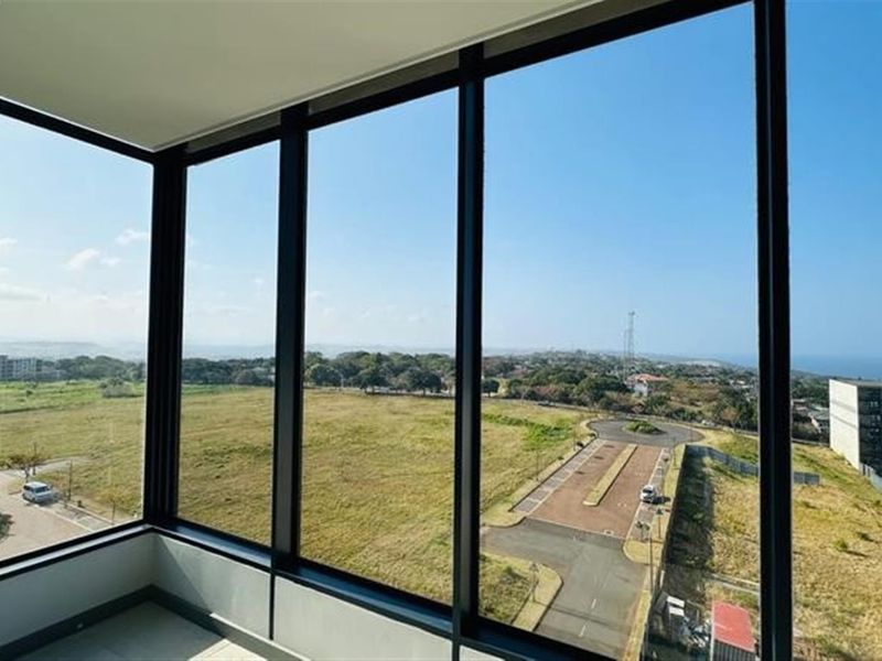 Penthouse To Rent in Umhlanga, KwaZulu Natal - Photo 3