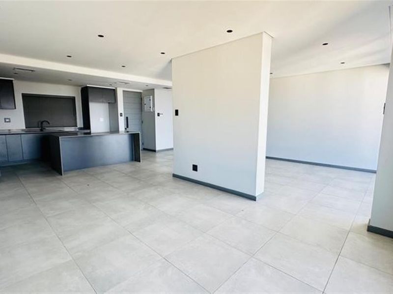 Penthouse To Rent in Umhlanga, KwaZulu Natal - Photo 5