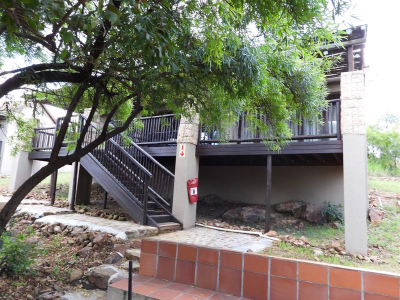 A Luxury Estate Retreat Where Every Visit Feels Like a Getaway - Photo 3