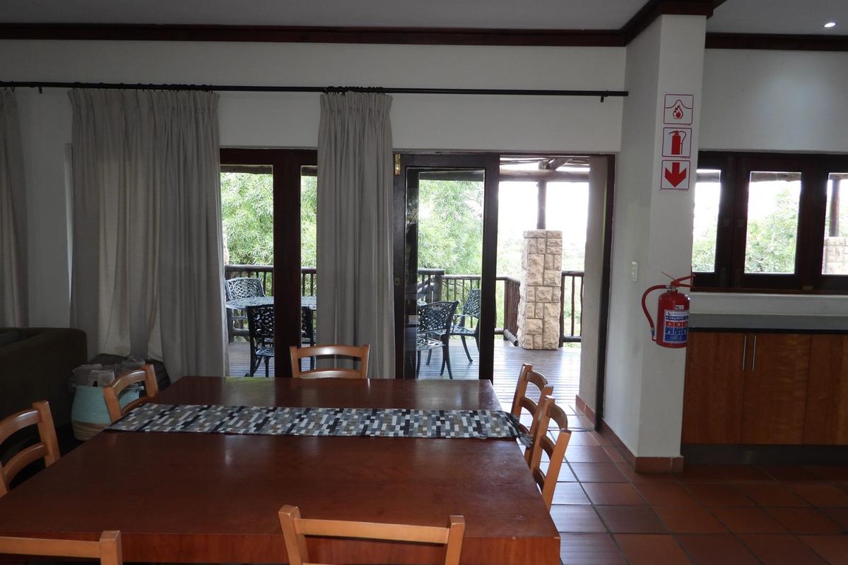 A Luxury Estate Retreat Where Every Visit Feels Like a Getaway - Photo 5