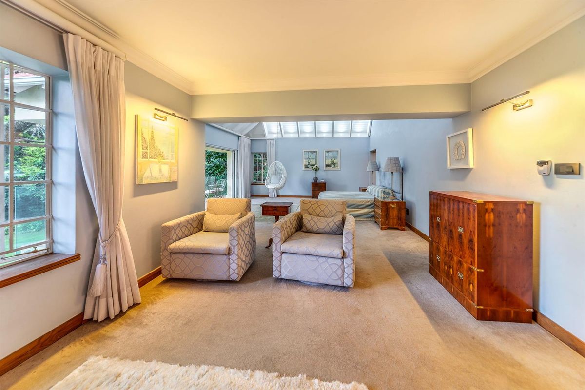 Elegant Riverclub Estate with Resort-Style Living - Photo 5