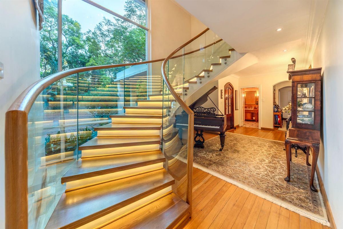 Elegant Riverclub Estate with Resort-Style Living - Photo 4