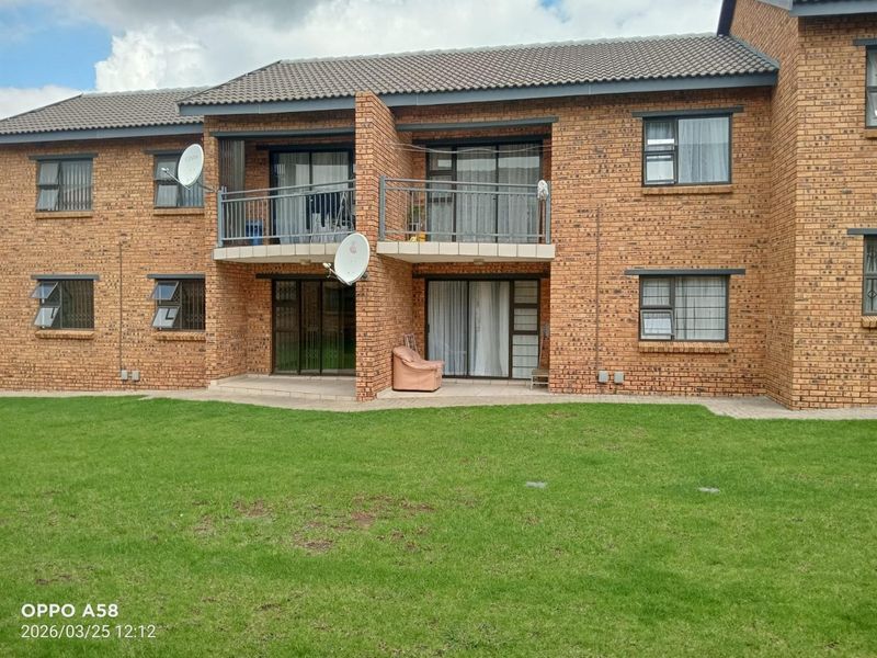 Apartment For Sale in Witfield, Boksburg - Photo 1