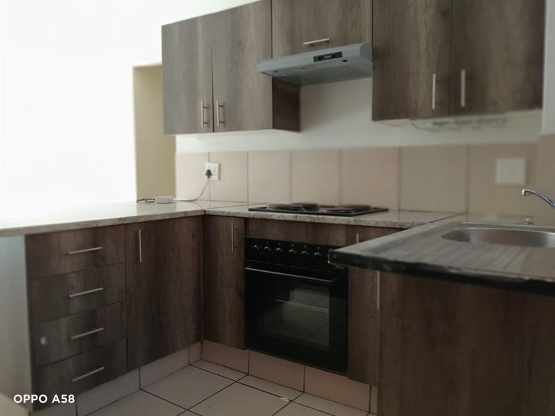 Apartment For Sale in Witfield, Boksburg - Photo 5