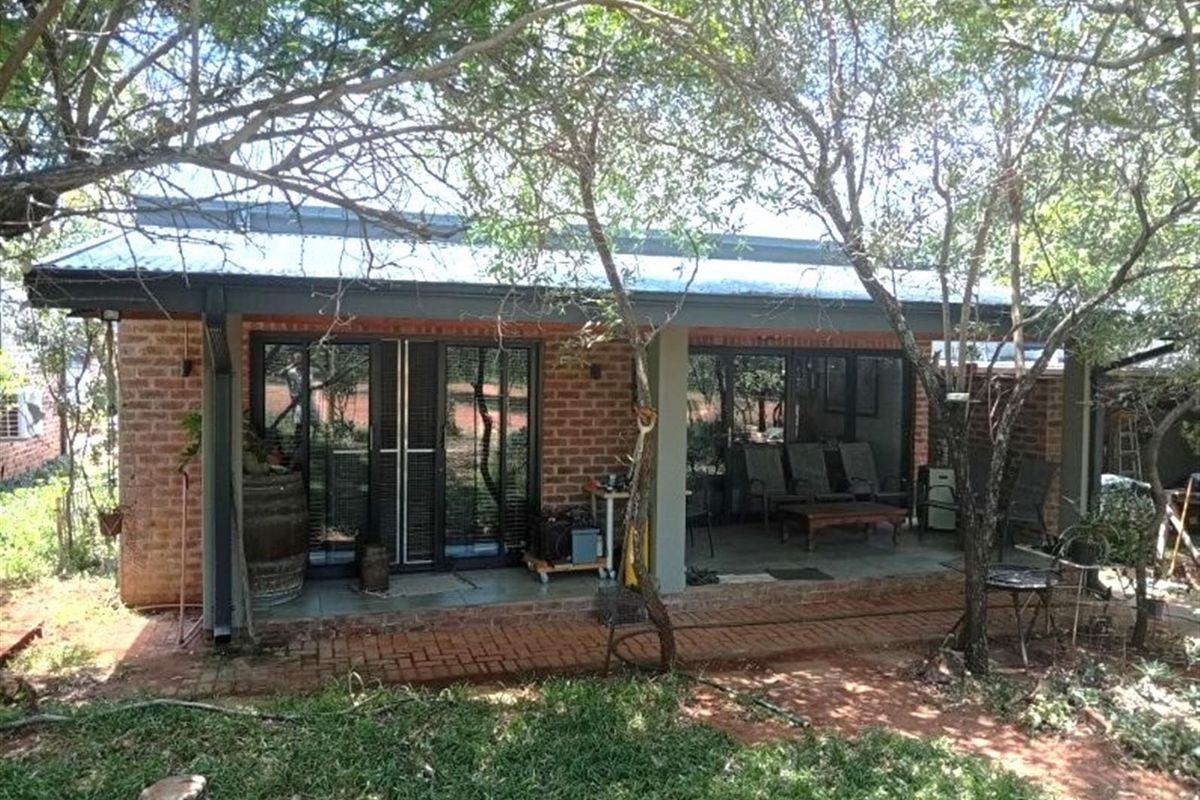 House For Sale in Negester Klein-Kariba, Bela Bela - Photo 3