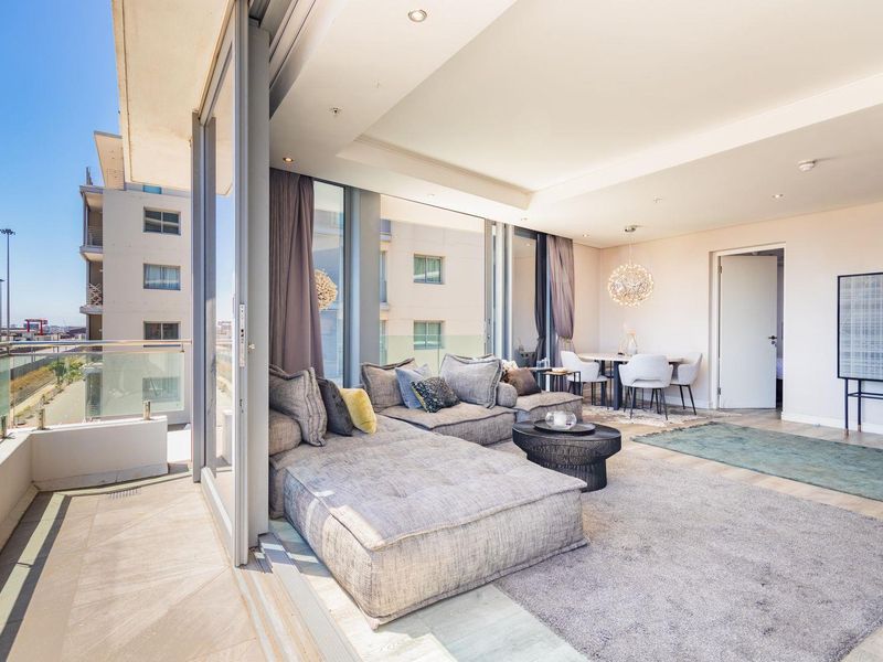 Two Bedroom Corner Apartment with Balcony in the Yacht Club - Photo 10