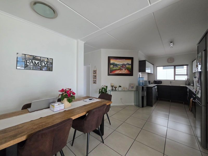 Modern Three-Bedroom Home in Secure Lifestyle Estate with Exceptional Amenities - Photo 3