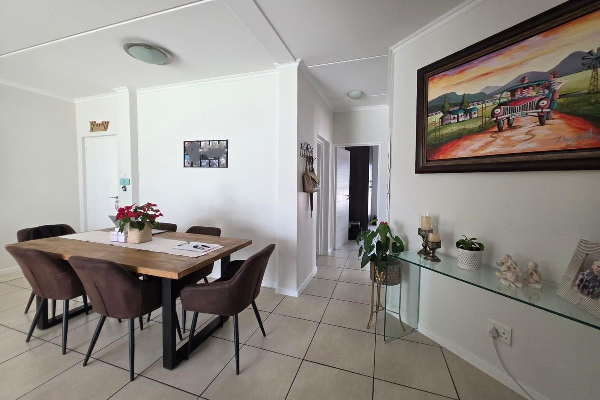 Modern Three-Bedroom Home in Secure Lifestyle Estate with Exceptional Amenities - Photo 4