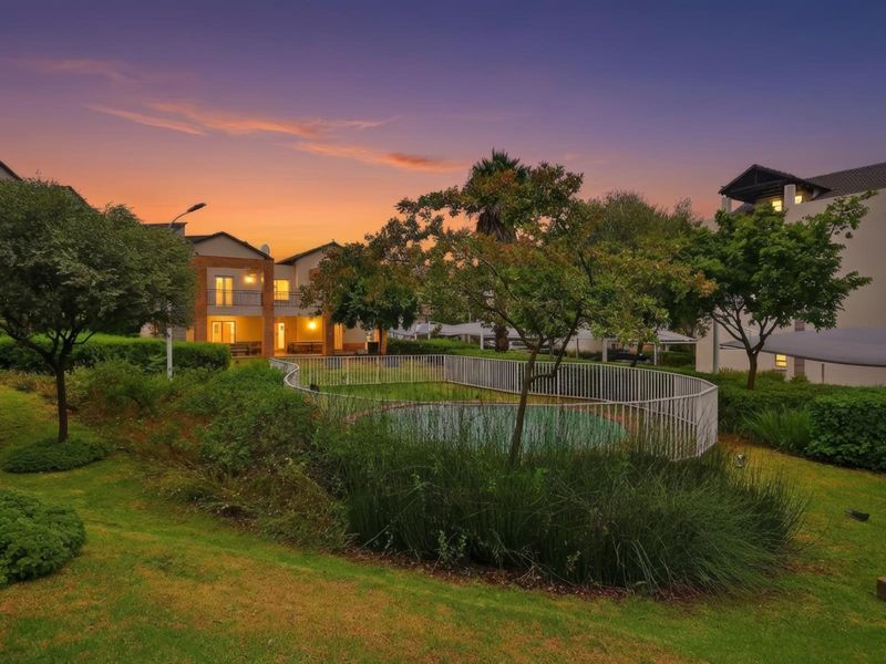 Fully furnished apartment For Sale in Dainfern, Sandton - Photo 5