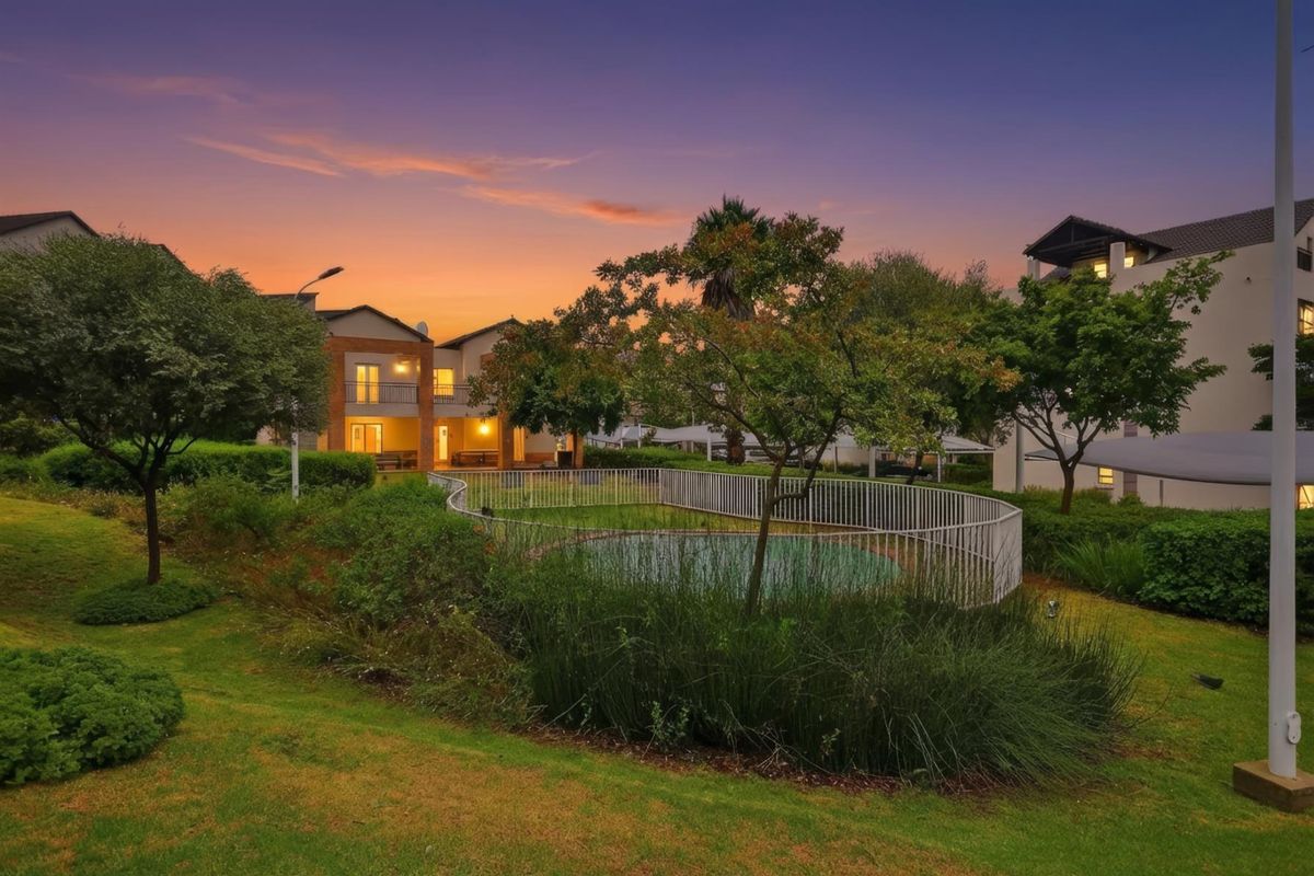 Fully furnished apartment For Sale in Dainfern, Sandton - Photo 5