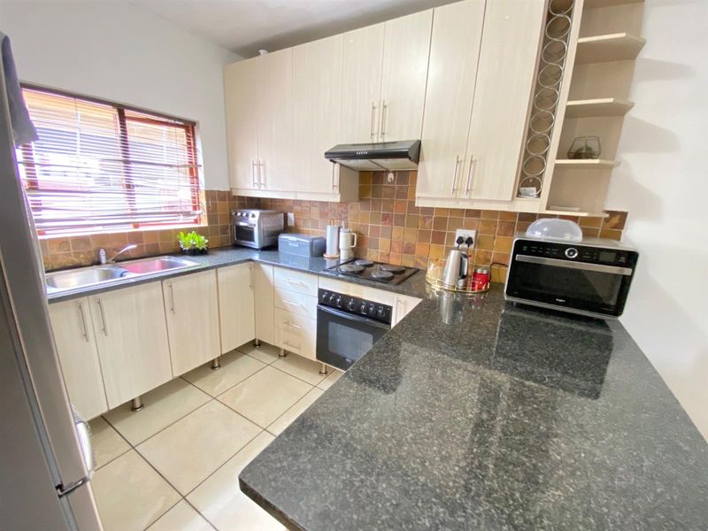 Apartment For Sale in Sonheuwel, Nelspruit - Photo 6