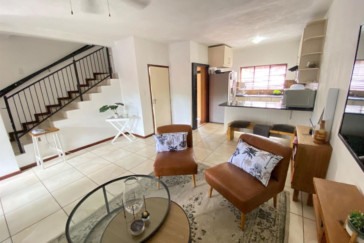 Apartment For Sale in Sonheuwel, Nelspruit - Photo 2