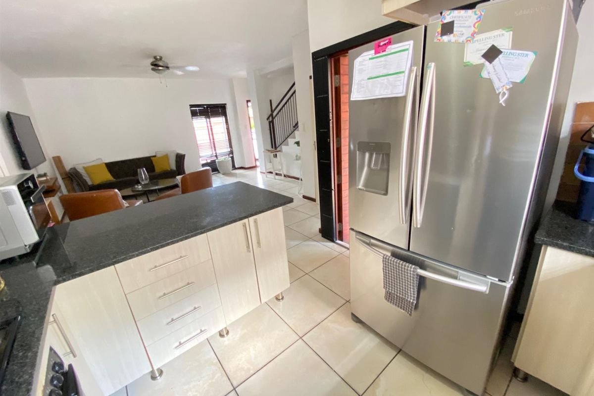 Apartment For Sale in Sonheuwel, Nelspruit - Photo 4