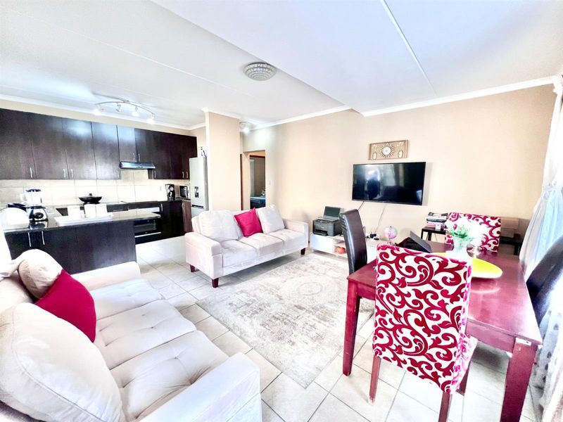 Apartment For Sale in Midrand - Photo 4