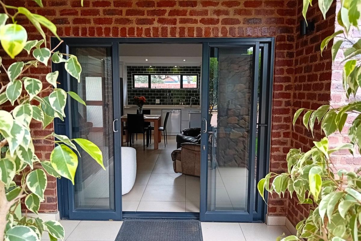 House For Sale in Negester Klein-Kariba, Bela Bela - Photo 4