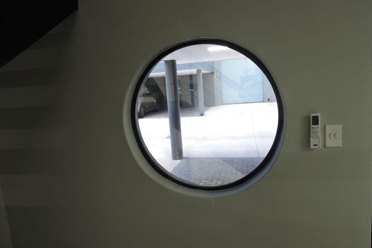 Warehouse to let in Riverhorse. - Photo 5