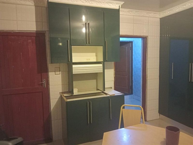 Three bedroom house For Sale in Mankweng, Polokwane - Photo 10