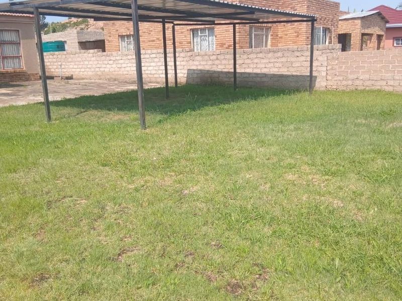 Three bedroom house For Sale in Mankweng, Polokwane - Photo 2
