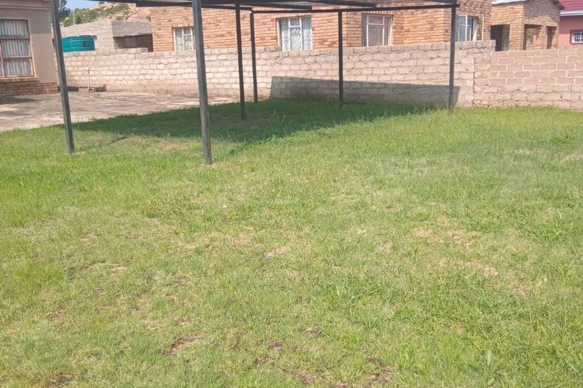 Three bedroom house For Sale in Mankweng, Polokwane - Photo 2