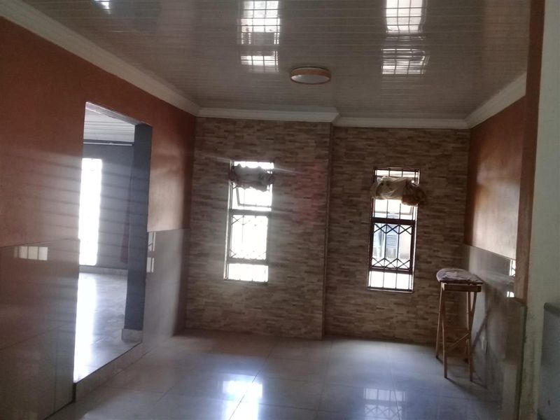 Three Bedroom House For Sale in Mankweng, Polokwane - Photo 3